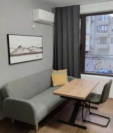 With Private Parking 2 *